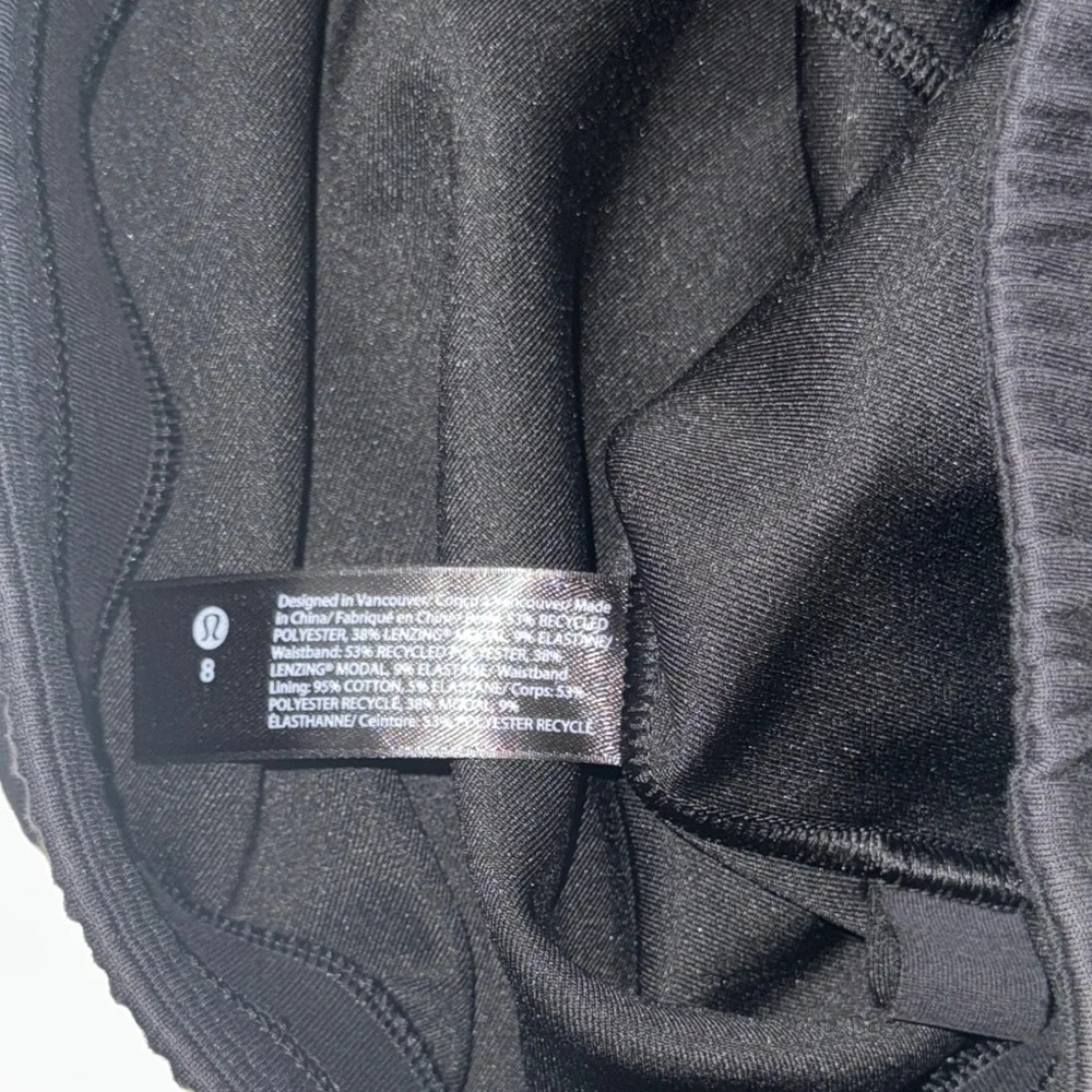 Lululemon Softstreme Gathered T-Shirt 8/Black - Picture 6 of 6